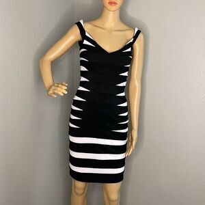 Jovani Striped Panel Sleeveless Bandage Dress Black and White Size 4